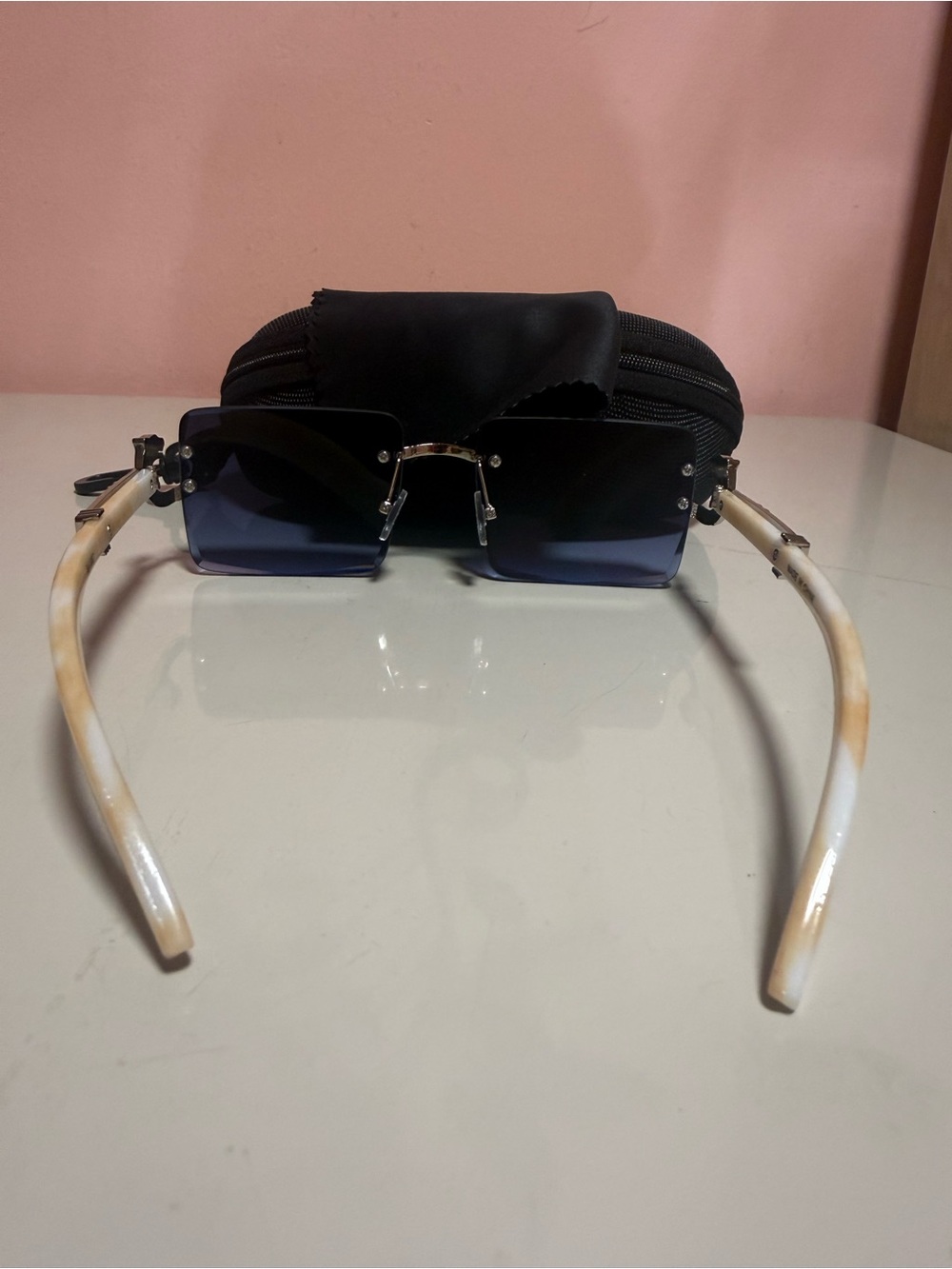 Men's Rimless Blue Gradient Sunglasses - Designer Style - Picture 4 of 4